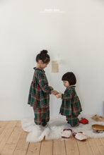 Load image into Gallery viewer, ALADIN PARENTS &amp; KIDS Santa Pyjamas**PREORDER