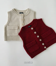 Load image into Gallery viewer, AOSTA FALL KNIT COOKIE VEST**PREORDER