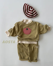 Load image into Gallery viewer, AOSTA FALL TOMATO SWEAT SHIRT*PREORDER