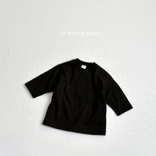 Load image into Gallery viewer, VIVID KIDS SIMPLE TEE SHIRT*PREORDER