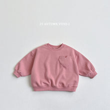 Load image into Gallery viewer, VIVID KIDS POCKET HEART SWEATER*PREORDER
