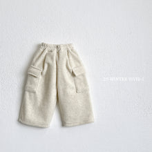 Load image into Gallery viewer, VIVID KIDS KIDS POCKET PANTS*PREORDER
