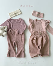 Load image into Gallery viewer, AOSTA FALL ANGEL FRILL TEE**PREORDER