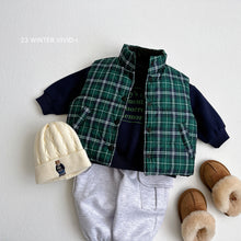 Load image into Gallery viewer, VIVID KIDS Bear Beanie*preorder
