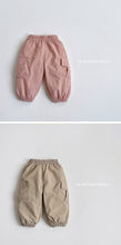 Load image into Gallery viewer, VIVID KIDS TRACK RUN PANTS*PREORDER