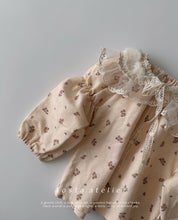 Load image into Gallery viewer, AOSTA KIDS JENNY BLOUSE*PREORDER