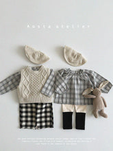 Load image into Gallery viewer, AOSTA KIDS KNIT VEST**PREORDER