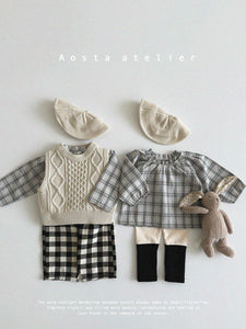 AOSTA KIDS KNIT VEST**PREORDER