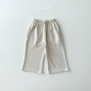 DAILYBEBE KIDS SKIP HEART BIT TOP BOTTOM SET**PREORDER