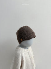 Load image into Gallery viewer, MINIROBE KIDS LAID BUTTON HAT*Preorder