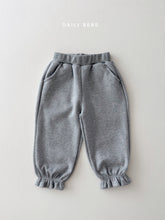 Load image into Gallery viewer, DAILYBEBE KIDS FRILL JOGGER PANTS**PREORDER