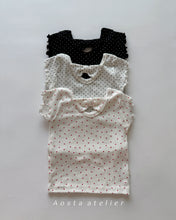 Load image into Gallery viewer, AOSTA KIDS BOW DOTS TEE*PREORDER