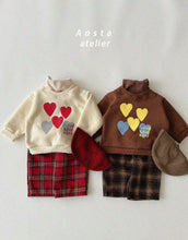 Load image into Gallery viewer, AOSTA KIDS HEART SWEAT SHIRT*PREORDER