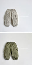 Load image into Gallery viewer, VIVID KIDS TRACK RUN PANTS*PREORDER