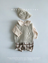 Load image into Gallery viewer, AOSTA KIDS KNIT VEST**PREORDER