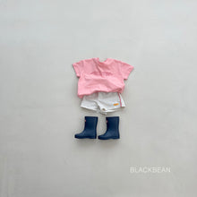 將圖片載入圖庫檢視器中，BLACKBEAN KIDS 可與媽媽一起穿著T卹* 預購