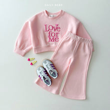 Load image into Gallery viewer, DAILYBEBE KIDS LOVE FOR ME TOP BOTTOM SET**PREORDER