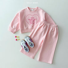 Load image into Gallery viewer, DAILYBEBE KIDS SKIP HEART BIT TOP BOTTOM SET**PREORDER