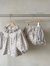 Load image into Gallery viewer, MONBEBE KIDS elder flower blouse* Preorder