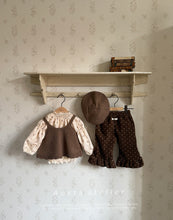 Load image into Gallery viewer, AOSTA KIDS DOT CANDY PANTS*PREORDER