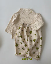 Load image into Gallery viewer, AOSTA FALL STAR CANDY TEE**PREORDER