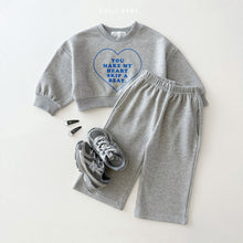 Load image into Gallery viewer, DAILYBEBE KIDS SKIP HEART BIT TOP BOTTOM SET**PREORDER