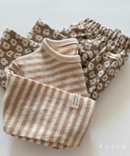 Load image into Gallery viewer, AOSTA KIDS MOMENT TEE*PREORDER