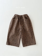 Load image into Gallery viewer, DAILYBEBE KIDS LEOPARD PANTS**PREORDER
