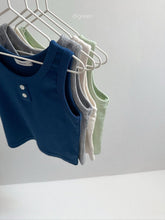 Load image into Gallery viewer, DIGREEN KIDS LAYERED VEST*PREORDER