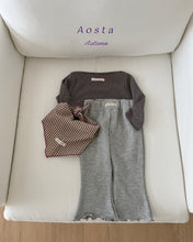 Load image into Gallery viewer, AOSTA FALL BOATNECK TEE**PREORDER