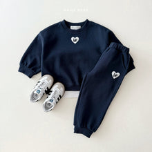 Load image into Gallery viewer, DAILYBEBE KIDS LOVE TOP BOTTOM SET**PREORDER