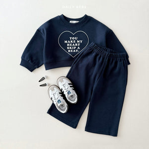DAILYBEBE KIDS SKIP HEART BIT TOP BOTTOM SET**PREORDER