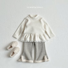 Load image into Gallery viewer, VIVID KIDS KIDS FURRY JELLY PANTS*PREORDER