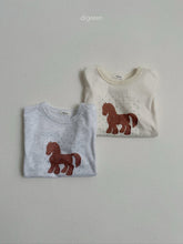 Load image into Gallery viewer, DIGREEN KIDS STAR PONY TEE*PREORDER