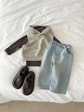 Load image into Gallery viewer, MINIROBE KIDS SNOW HOODED VEST**Preorder