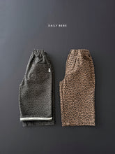 Load image into Gallery viewer, DAILYBEBE KIDS LEOPARD PANTS**PREORDER