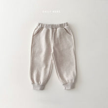 Load image into Gallery viewer, DAILYBEBE KIDS LOVE LETTER SET**PREORDER