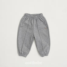 Load image into Gallery viewer, OTTO KIDS PINK TUCK PANTS**PREORDER