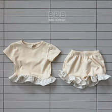 Load image into Gallery viewer, BELLA BEBE COCO FRILL TOP*PREORDER