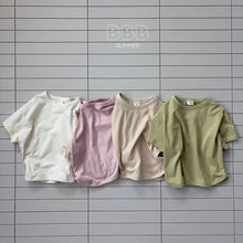 Load image into Gallery viewer, BELLABEBE &amp; KIDS BANG BANG PLAIN TEE*PREORDER