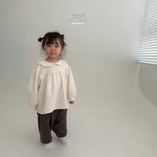 Load image into Gallery viewer, BELLA KIDS CHECK FINGER PANTS*PREORDER