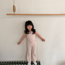 Load image into Gallery viewer, BELLA KIDS WING SLEEVELESS TEE*PREORDER