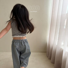 Load image into Gallery viewer, BELLA KIDS NOSE STRIPE PANTS*PREORDER