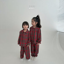 Load image into Gallery viewer, BELLA BABE &amp; KIDS PLAIN FLEECE JACKET*PREORDER