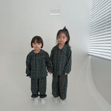 Load image into Gallery viewer, BELLA BABE &amp; KIDS PLAIN FLEECE JACKET*PREORDER