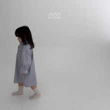 Load image into Gallery viewer, BELLA KIDS STRIPE LONG SHIRT**PREORDER