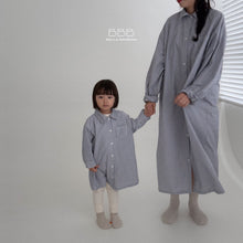 Load image into Gallery viewer, BELLA KIDS STRIPE LONG SHIRT**PREORDER