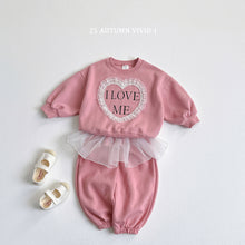Load image into Gallery viewer, VIVID KIDS I LOVE ME SWEATER*PREORDER