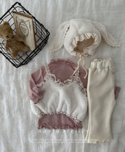 Load image into Gallery viewer, AOSTA KIDS FUR RABBIT CAPE *PREORDER