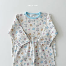 Load image into Gallery viewer, DAILYBEBE KIDS STRIPE PYJAMAS**PREORDER
